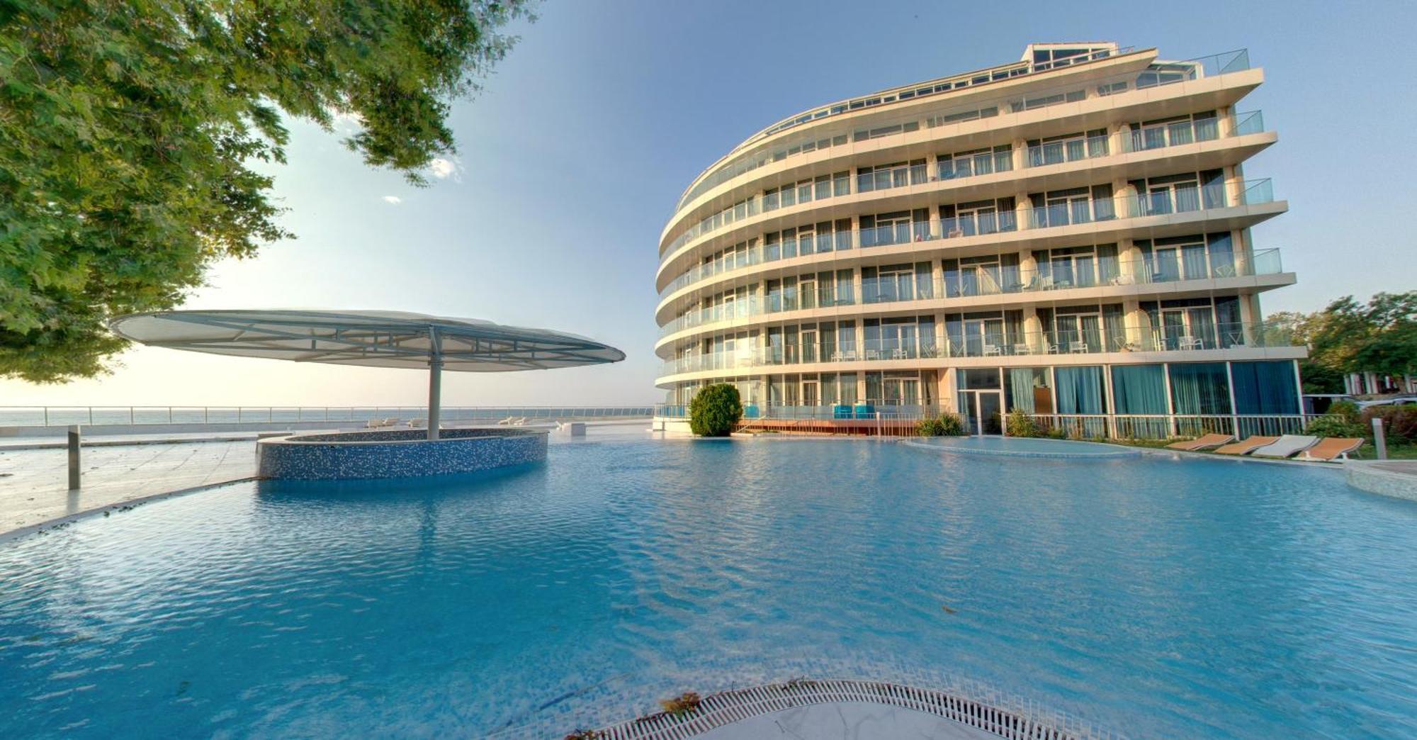 Hotel Sirius Beach And Spa 4*