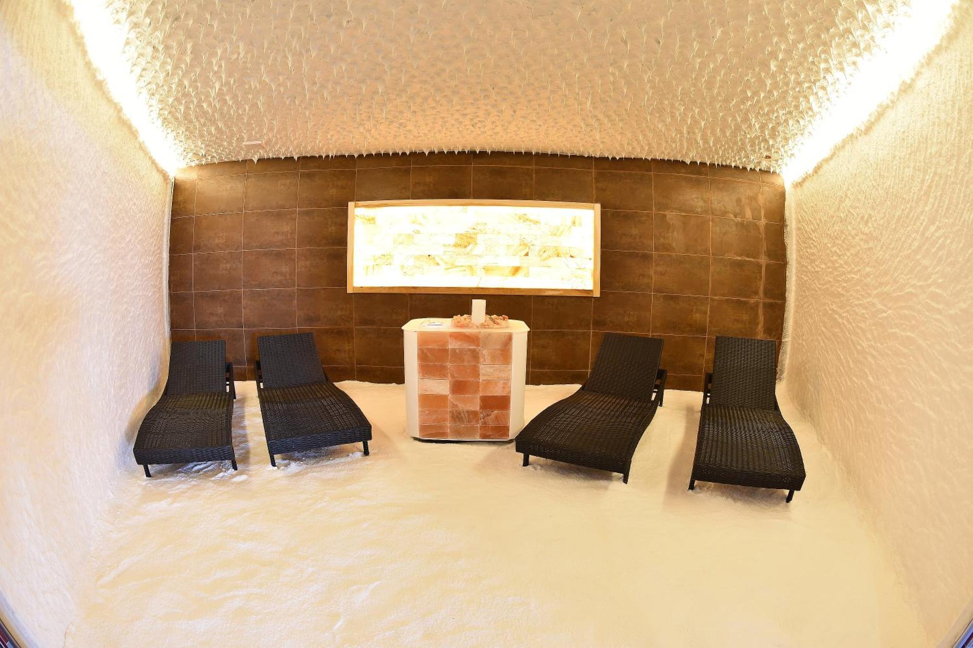 Hotel Sirius Beach And Spa Warna